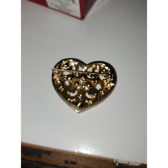 Genuine Crystal Heart Shaped Pin Brooch Recycled Materials Gold Tone Metal - Picture 7 of 10
